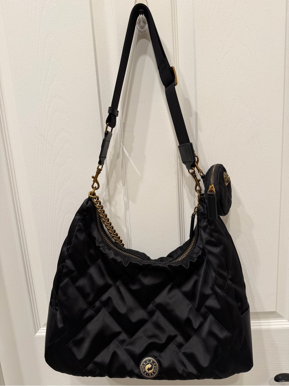 Kurt Geiger London Recycled Large Hobo Black Quilted Eagle Chain Shoulder Bag - Picture 9 of 16